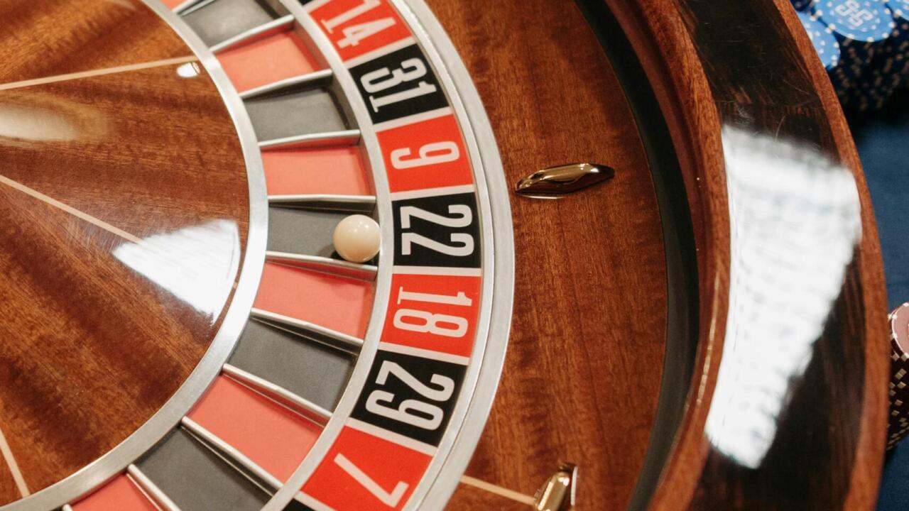 日本政府もセキュリティ強化計画を提案！オンラインカジノを取り巻く環境はどう変わる？