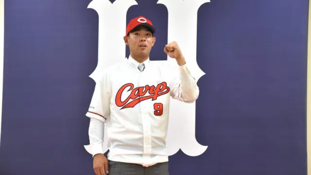 秋山翔吾の奥さんが美人すぎ！馴れ初めは？大事故に遭ったって本当？